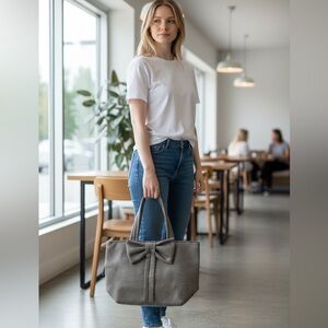 Stella & Dot Gray Travel Bag